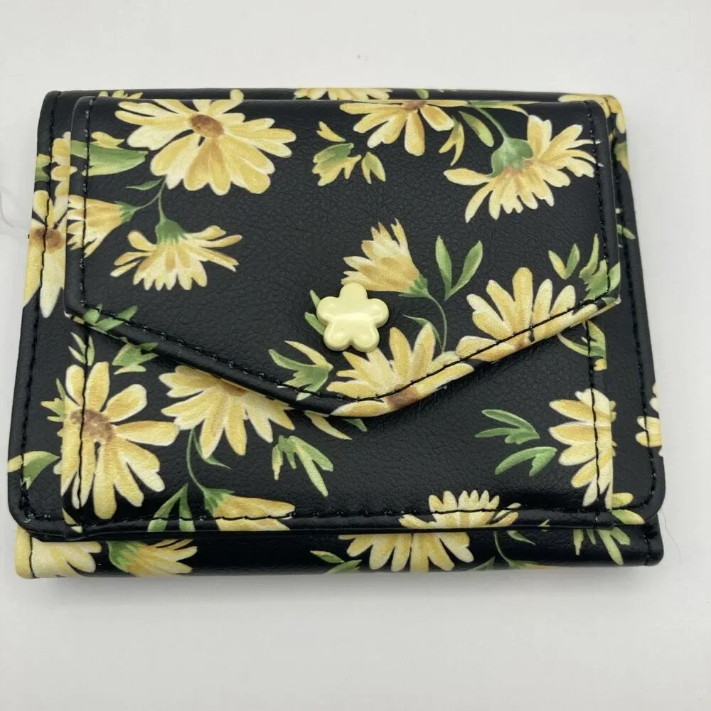 Brand New! No Boundaries Trifold Wallet Cute Fashion Black Daisy
